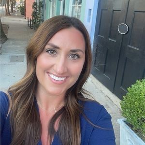 Meet your Posher, Lindsey